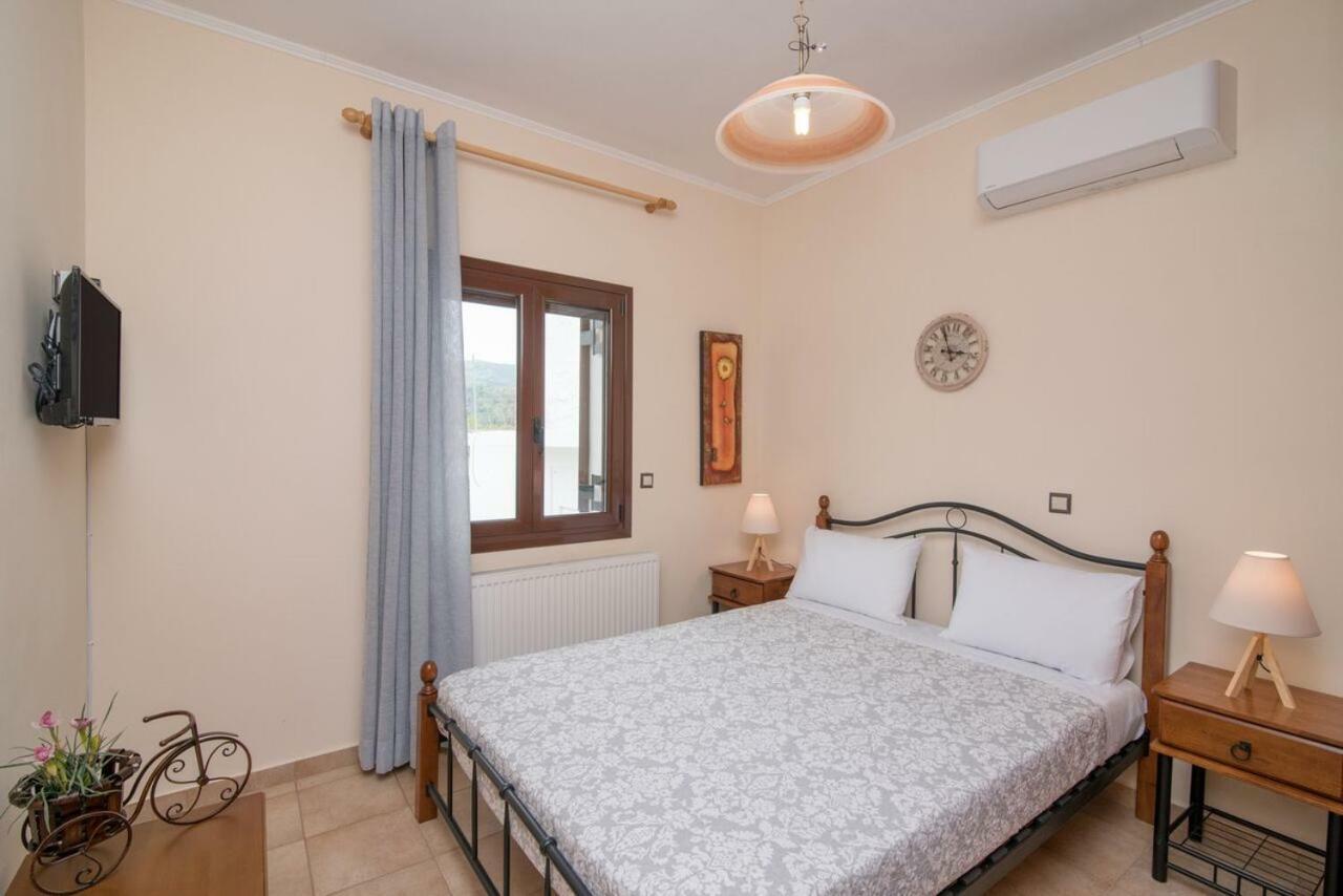 Marika Traditional Home Elos Экстерьер фото