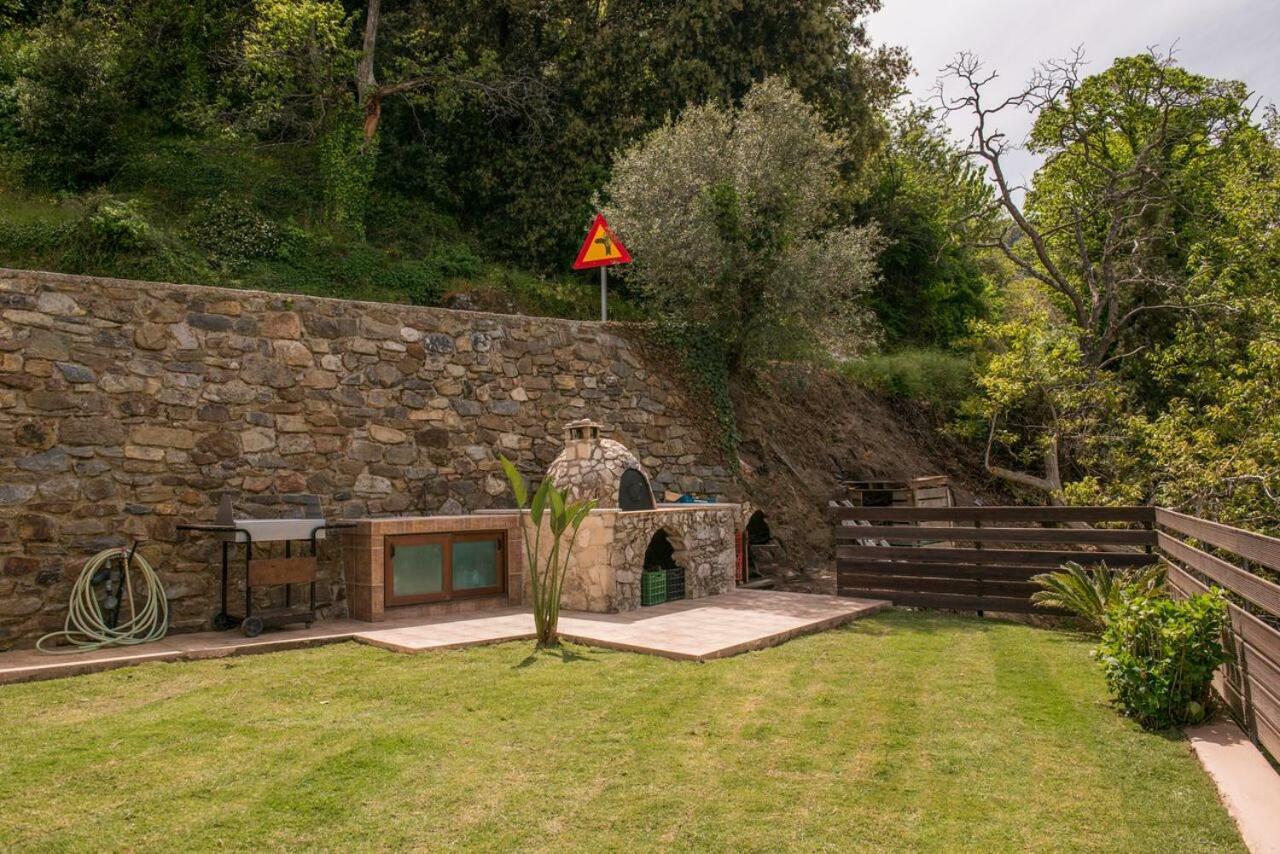 Marika Traditional Home Elos Экстерьер фото